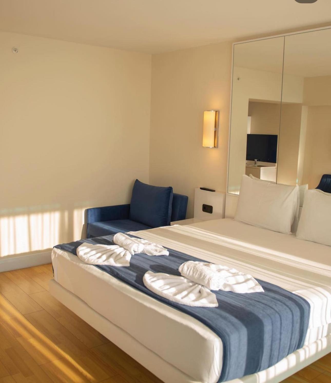 Luxury Panorama Sea View Apartment & Central Batumi Esterno foto